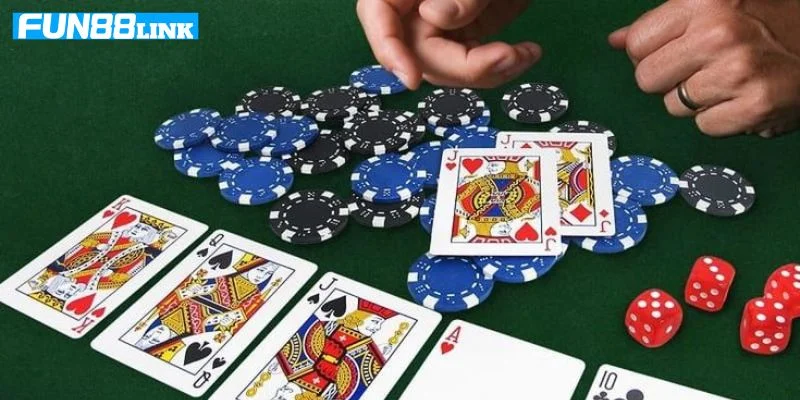 Cược liêng tại Fun88 muốn thắng đối thủ cần có kinh nghiệm chơi khôn ngoan.